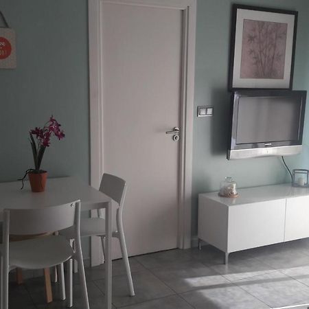 Apartamento Coqueto Y Bien Situado Appartamento Oliva Esterno foto